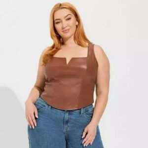 🆕Torrid Cropped Faux Leather Tank Sz 2x (18/20) NWT